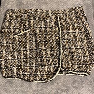 Shein 2xl tweed like skirt with front accents